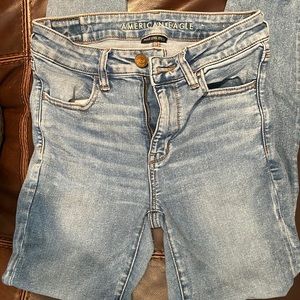 American Eagle Jeggings: Next Level Stretch, size 6 short; no holes